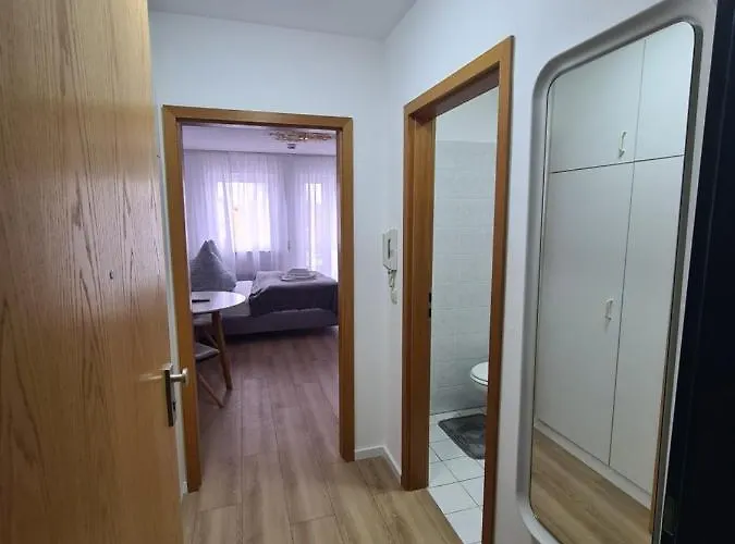 South - Modern & Stylish